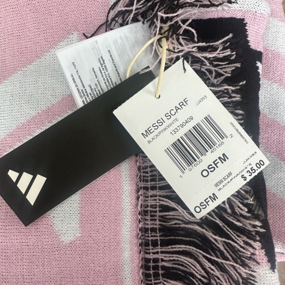 Adidas Messi Miami Reversible Soccer/Football Black and Pink Scarf. NWT - Picture 7 of 7